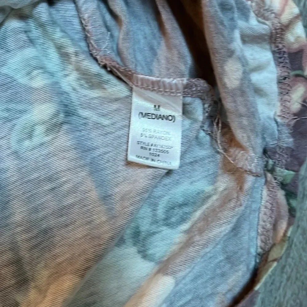 Hearts and hips cold shoulder tunic - Picture 5 of 7